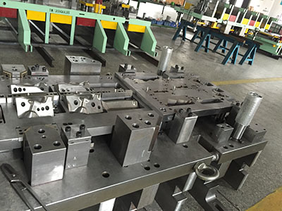 Car mold according to what classification!