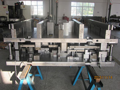 Analyze the problem of automobile stamping die test for you!